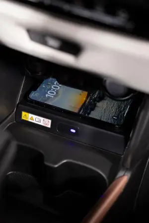 Suzuki Swift Hybrid Sakura - 86