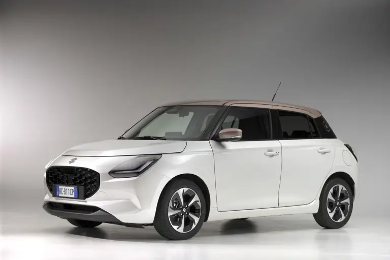 Suzuki Swift Hybrid Sakura - 85