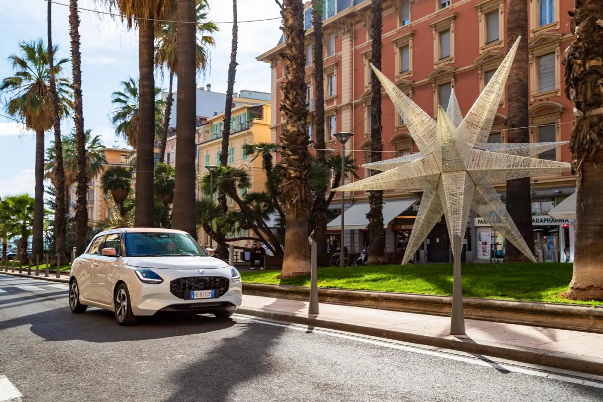 Suzuki Swift Hybrid Sakura - 10