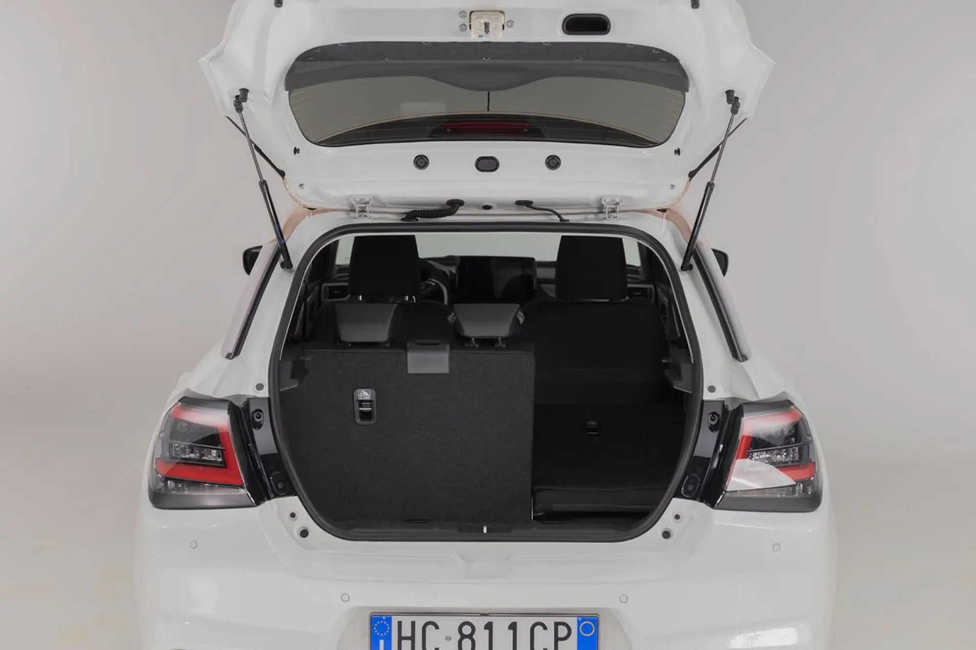 Suzuki Swift Hybrid Sakura - 99