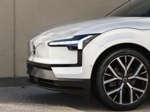 Volvo EX30 2026 - Foto ufficiali
