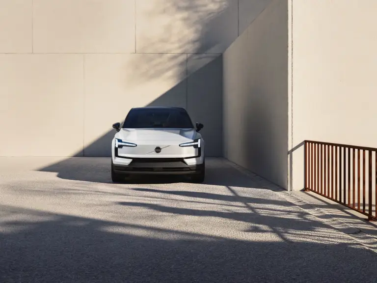 Volvo EX30 2026 - Foto ufficiali - 3