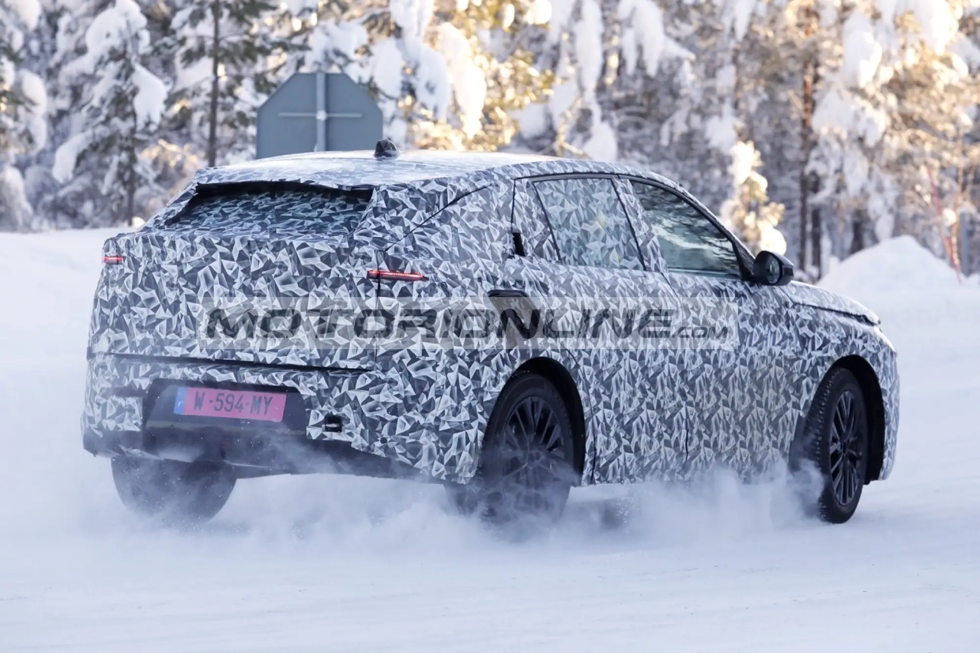 Lancia Gamma - Foto spia 25-2-2026 - 9