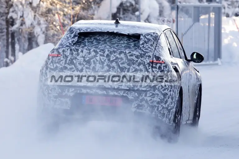 Lancia Gamma - Foto spia 25-2-2026 - 10