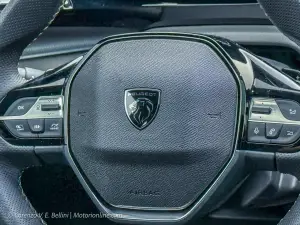 Peugeot 308 2026 - Primo Contatto