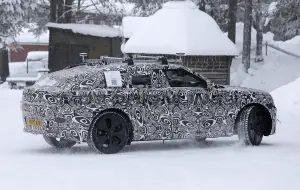 Range Rover Velar 2027 - Foto spia 27-02-2026