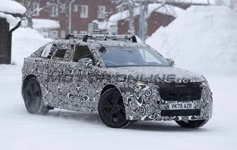 Range Rover Velar 2027 - Foto spia 27-02-2026 - 1