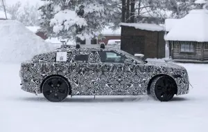 Range Rover Velar 2027 - Foto spia 27-02-2026