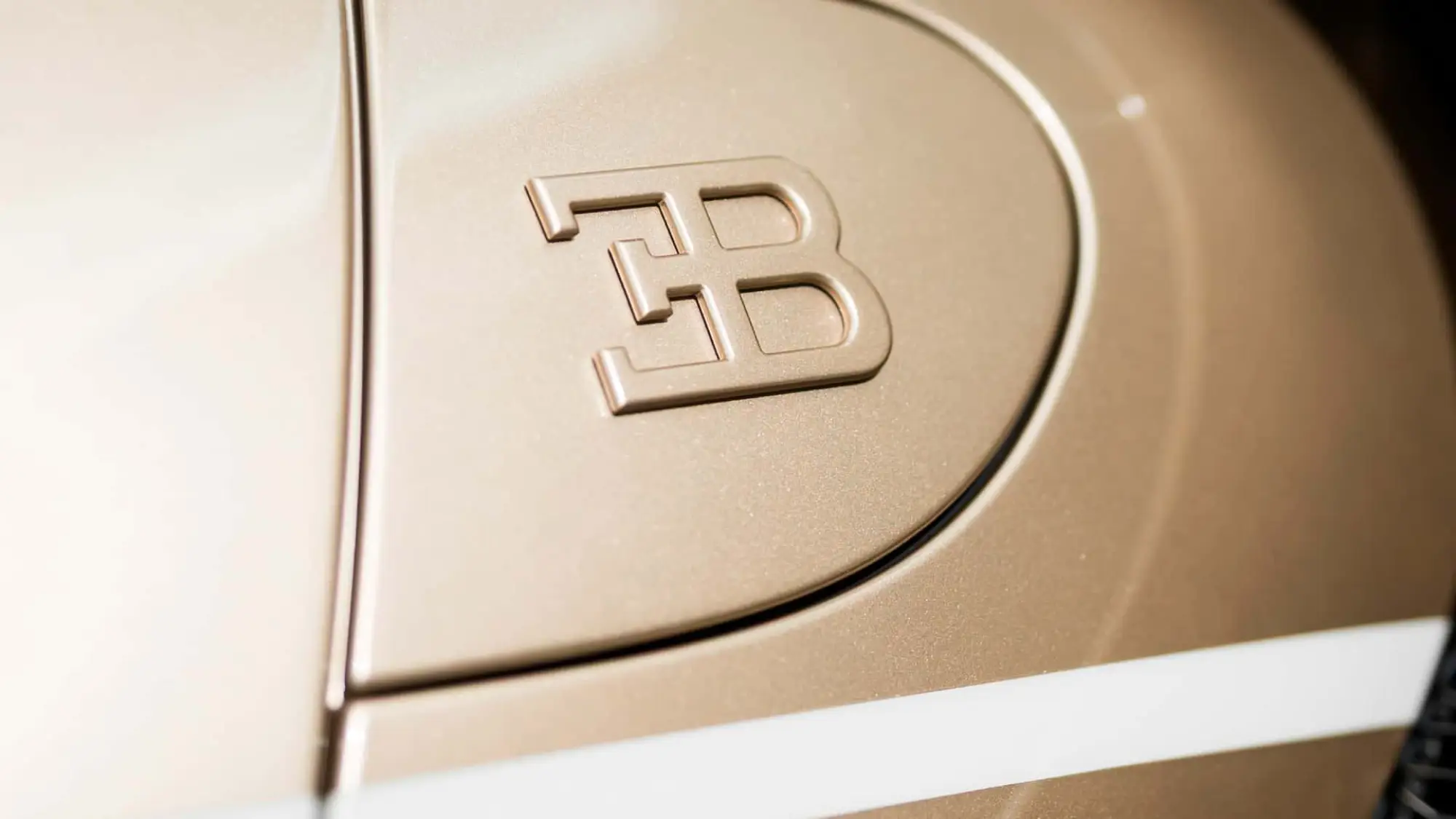 Bugatti Mistral La Perle Rare - 20