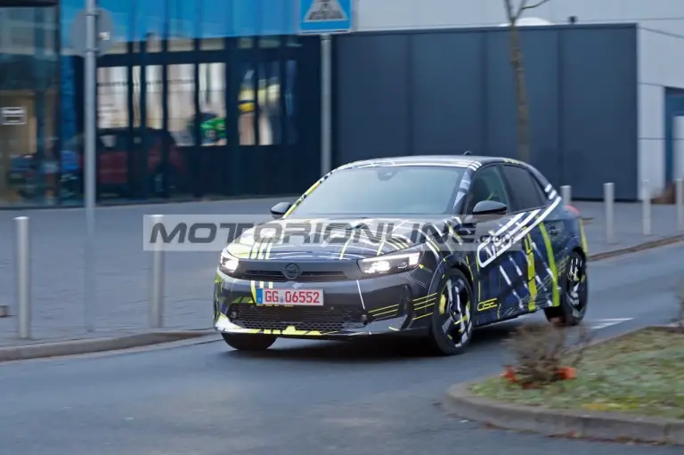 Opel Corsa GSE - Foto spia 2-3-2026 - 8