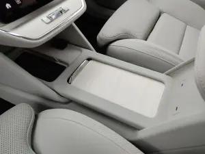 Volvo ES90 2026 - Prova Bologna