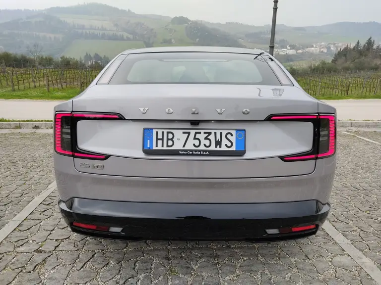 Volvo ES90 2026 - Prova Bologna - 28