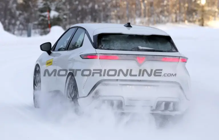 Cupra Raval 2026 - Foto spia 04-03-2026 - 12