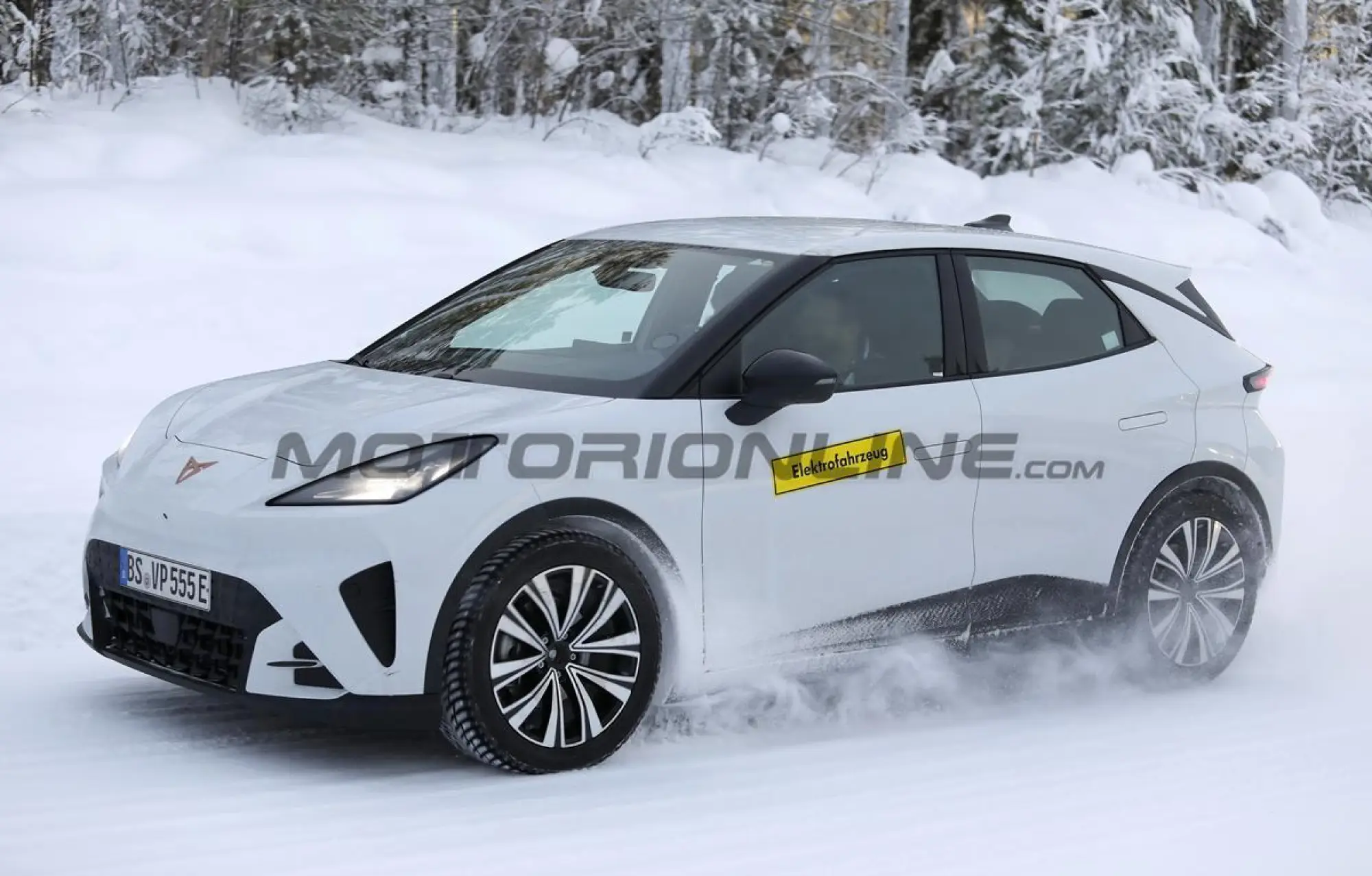 Cupra Raval 2026 - Foto spia 04-03-2026 - 3