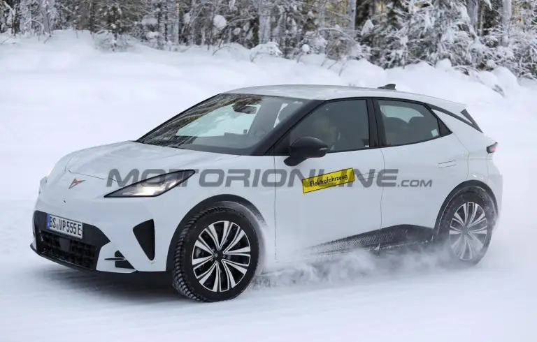 Cupra Raval 2026 - Foto spia 04-03-2026 - 3