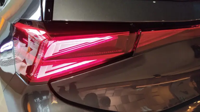 Cupra Born 2026 - Foto live Milano - 13