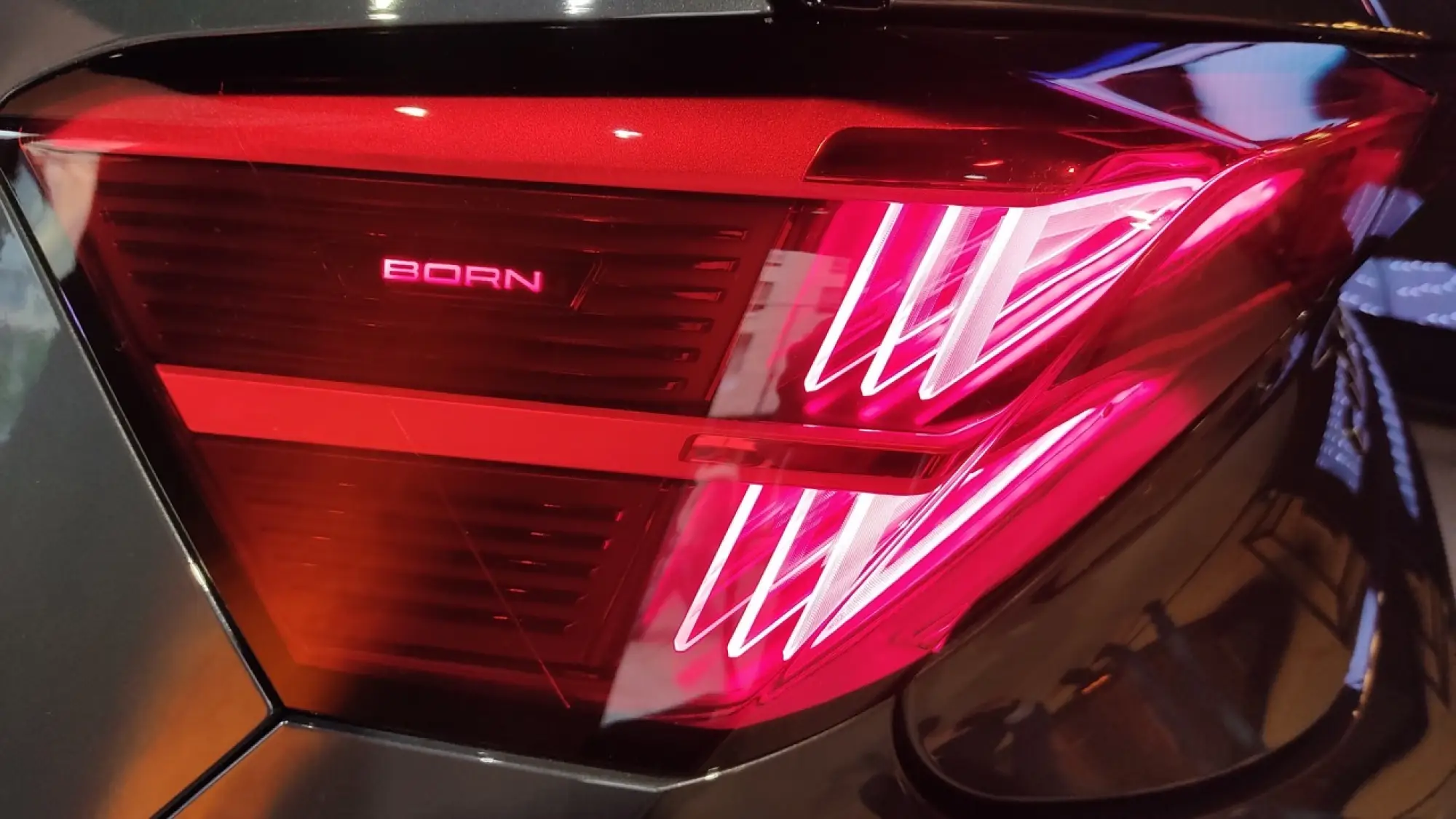 Cupra Born 2026 - Foto live Milano - 12