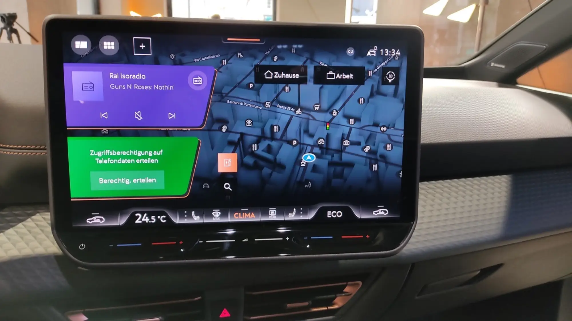 Cupra Born 2026 - Foto live Milano - 25