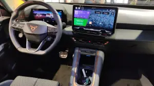 Cupra Born 2026 - Foto live Milano