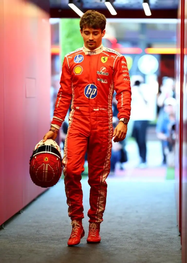 Set LEGO Caschi Scuderia Ferrari F1 - 32