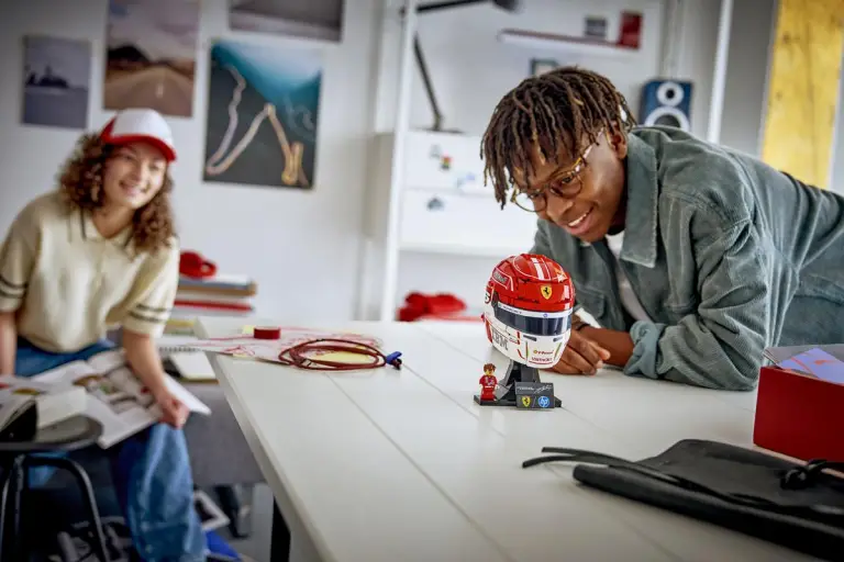 Set LEGO Caschi Scuderia Ferrari F1 - 2