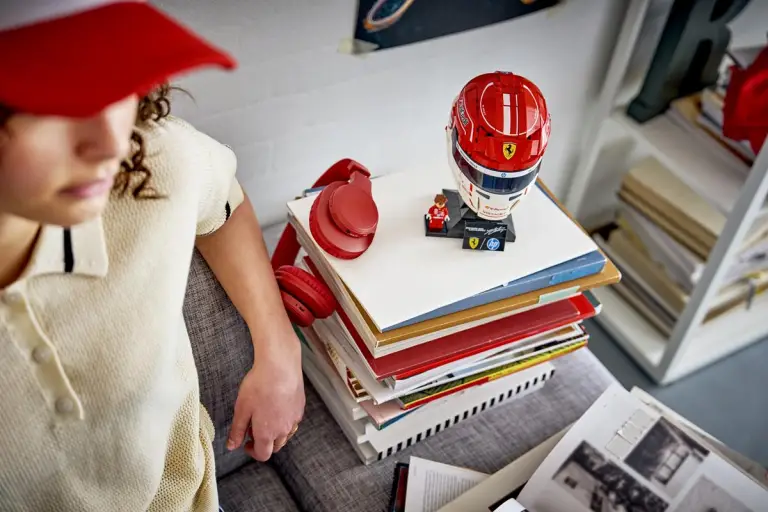 Set LEGO Caschi Scuderia Ferrari F1 - 3