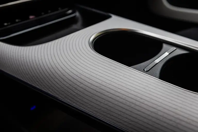 Mercedes-AMG GT Coupe4 - Interni - 8