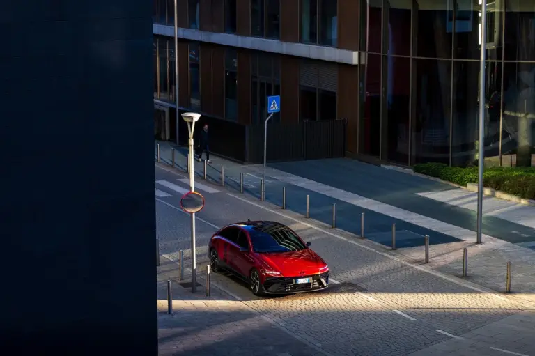 Hyundai Ioniq 6 N Line - Foto ufficiali - 7