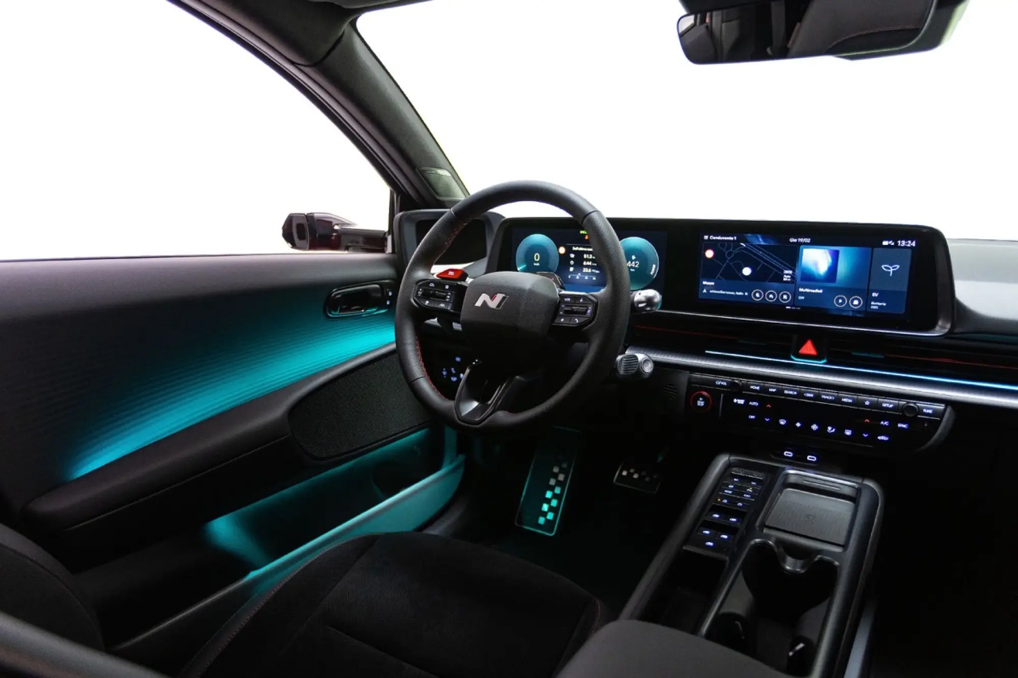 Hyundai Ioniq 6 N Line - Foto ufficiali - 6