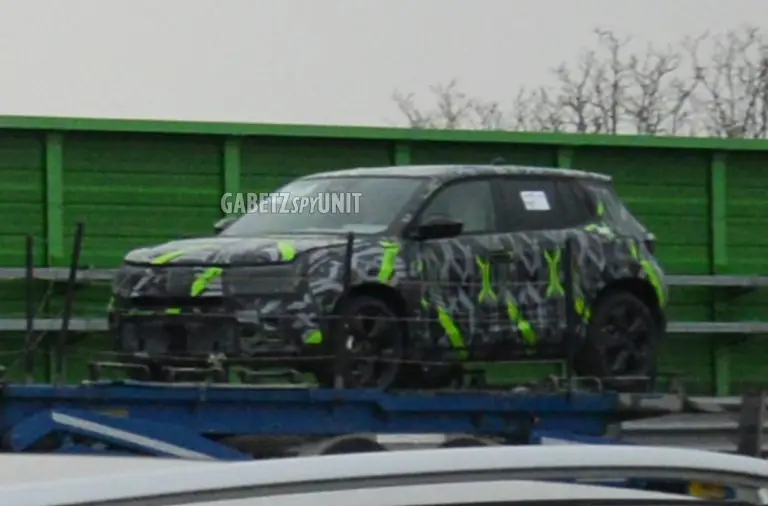 Jeep Avenger 2027 - Foto spia 09-03-2026 - 3