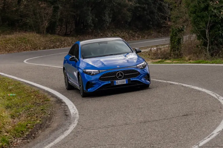 Mercedes CLA hybrid - 10