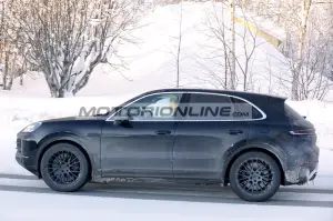 Porsche Cayenne - Foto spia 11-3-2026