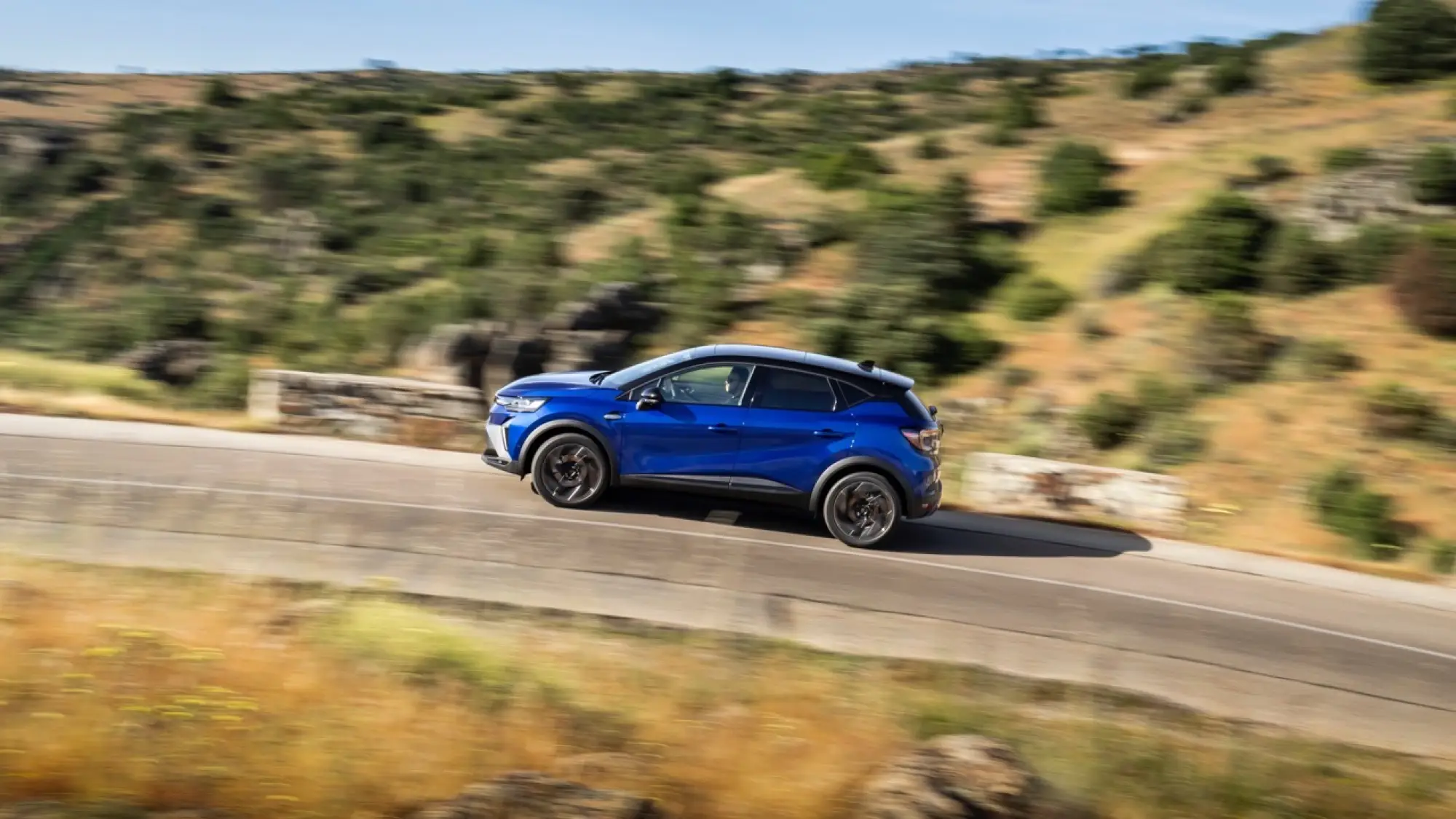 Renault Captur E-Tech 2026 - Prova Milano - 3