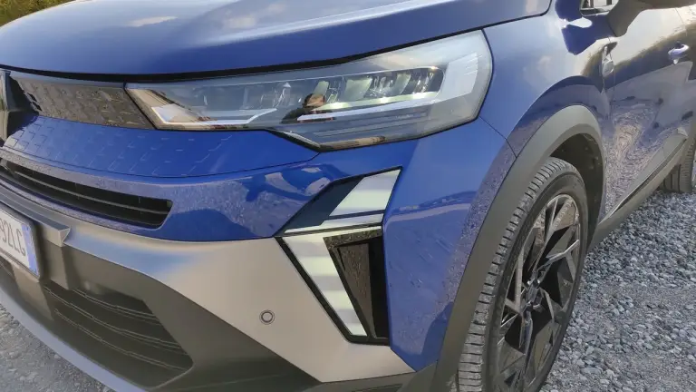 Renault Captur E-Tech 2026 - Prova Milano - 10