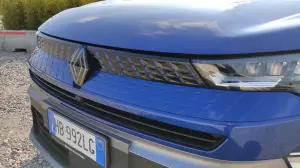 Renault Captur E-Tech 2026 - Prova Milano