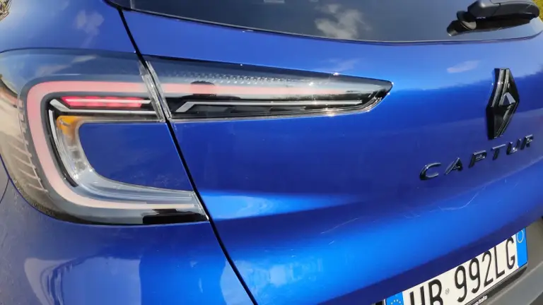 Renault Captur E-Tech 2026 - Prova Milano - 15