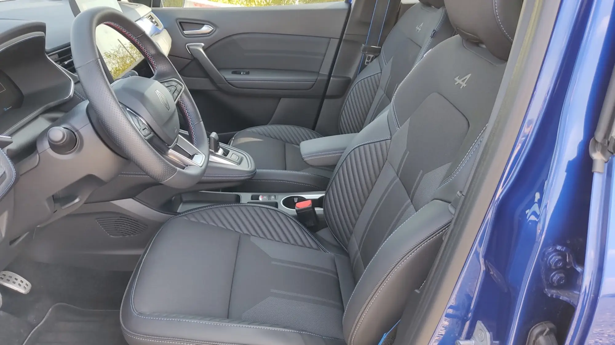 Renault Captur E-Tech 2026 - Prova Milano - 16