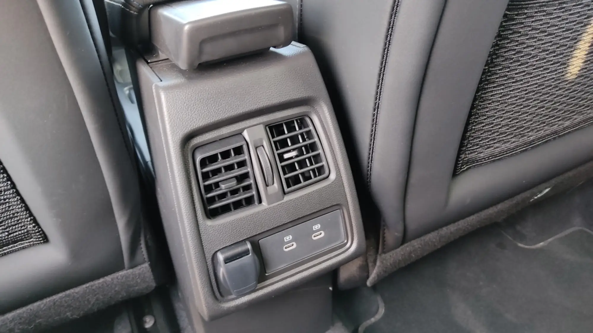 Renault Captur E-Tech 2026 - Prova Milano - 18