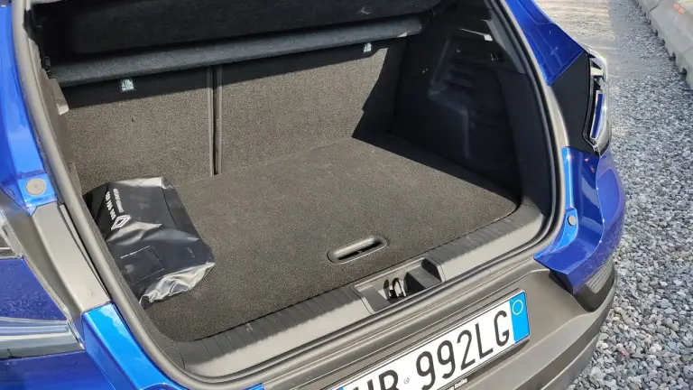 Renault Captur E-Tech 2026 - Prova Milano - 30