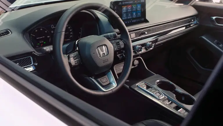 Honda Civic 2026 - Prova su strada - 19