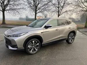 MG HS Hybrid+ 2026 - Prova su strada