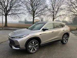 MG HS Hybrid+ 2026 - Prova su strada - 3