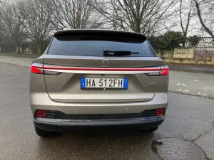 MG HS Hybrid+ 2026 - Prova su strada - 18