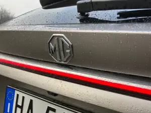 MG HS Hybrid+ 2026 - Prova su strada - 12