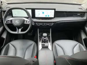 MG HS Hybrid+ 2026 - Prova su strada - 30