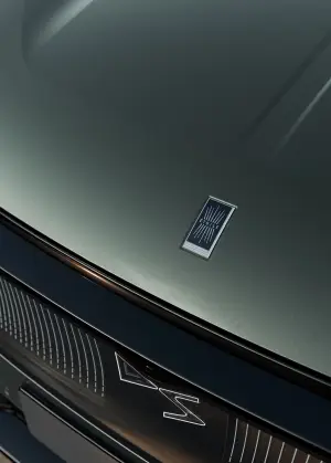 DS N 7: prime foto ufficiali