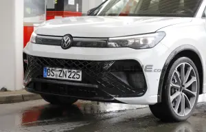 Volkswagen Tiguan R 2027 - Foto spia 18-03-2026