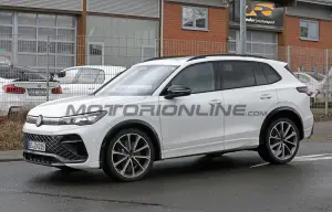 Volkswagen Tiguan R 2027 - Foto spia 18-03-2026