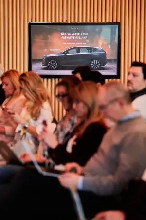 Volvo EX60 - Anteprima italiana