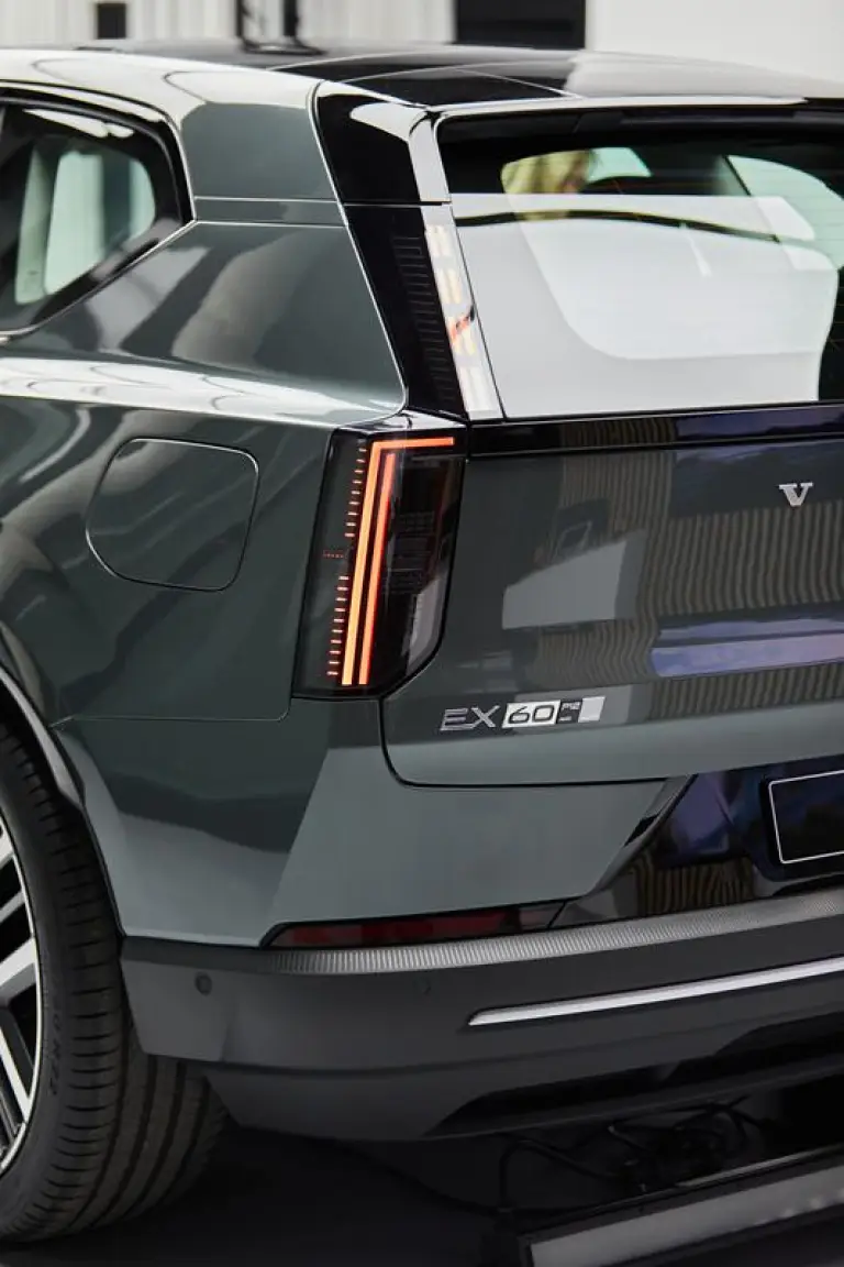 Volvo EX60 - Anteprima italiana - 2